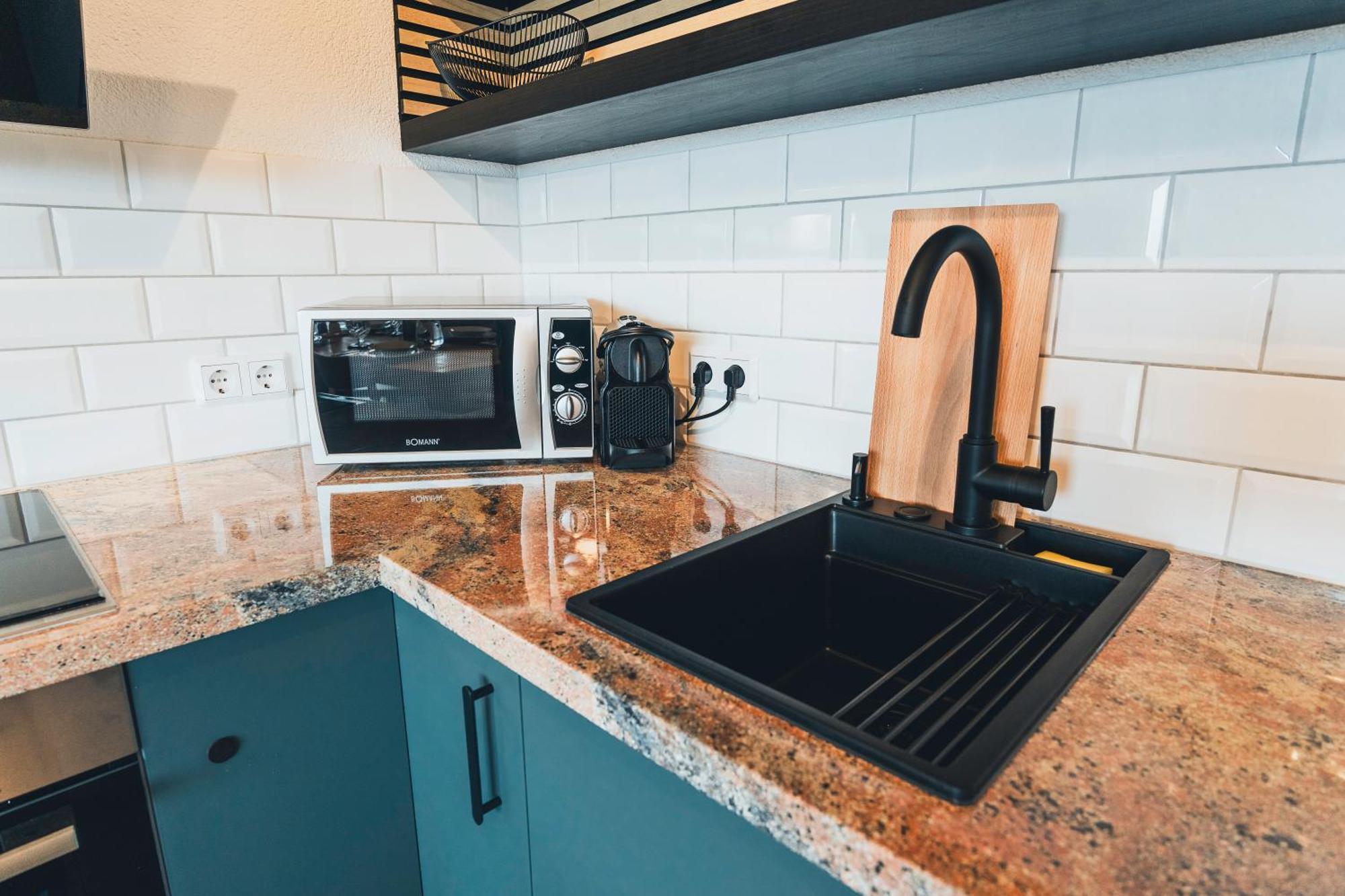 Hunsrueck Valley View Apartment With Cedar Sauna Bruschied エクステリア 写真