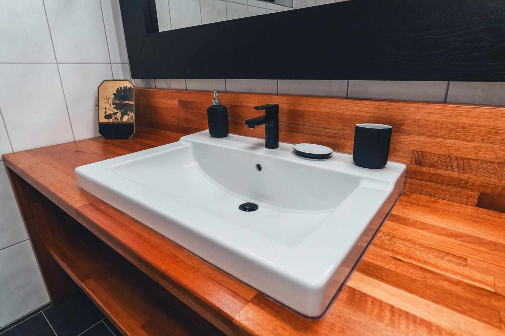 Hunsrueck Valley View Apartment With Cedar Sauna Bruschied エクステリア 写真