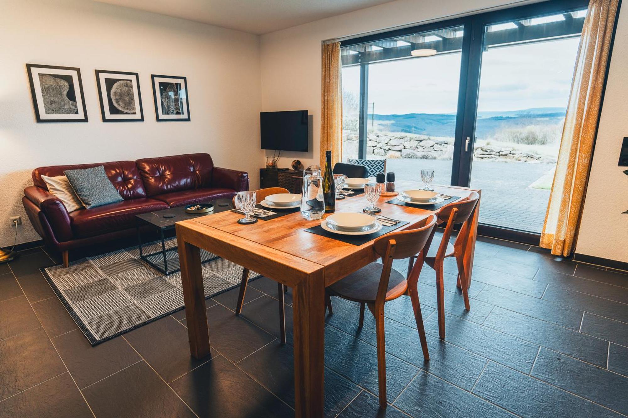 Hunsrueck Valley View Apartment With Cedar Sauna Bruschied エクステリア 写真