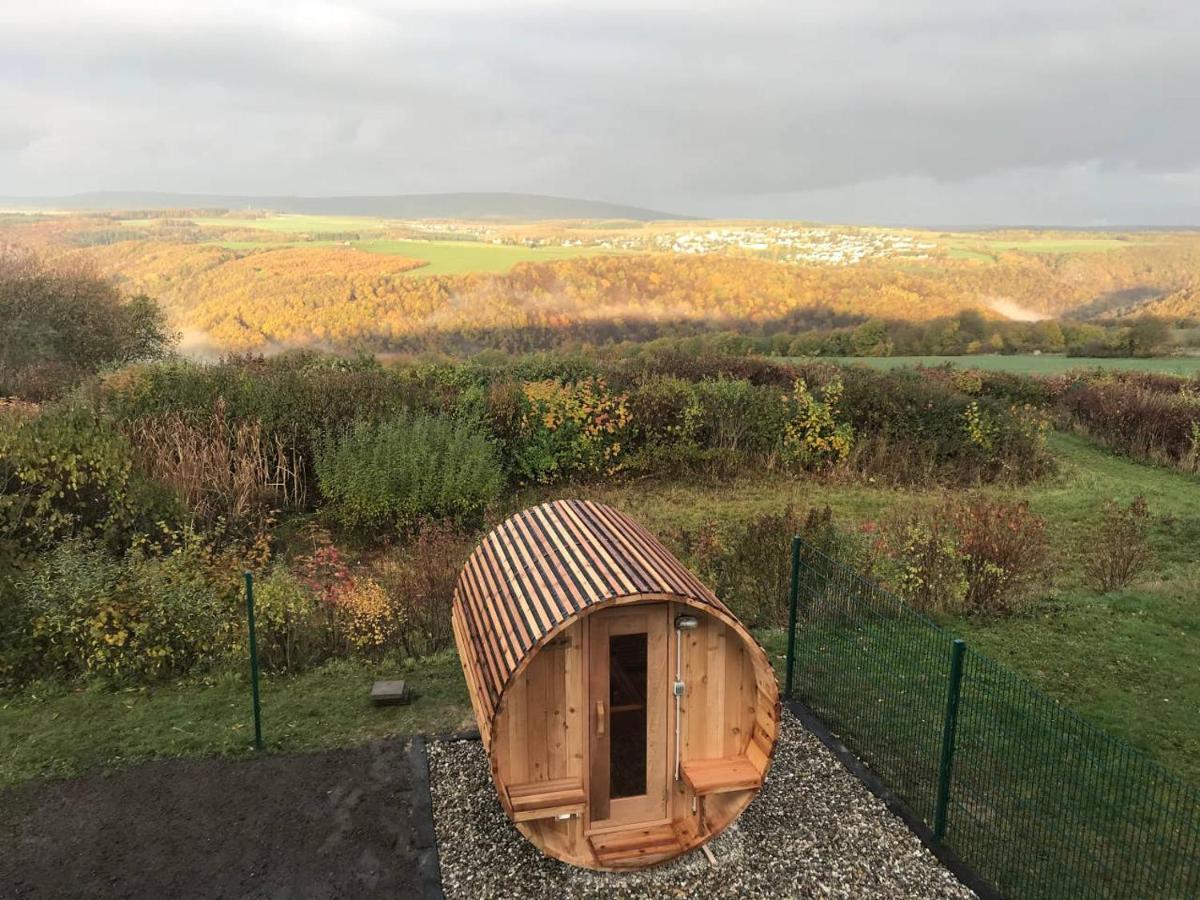 Hunsrueck Valley View Apartment With Cedar Sauna Bruschied エクステリア 写真